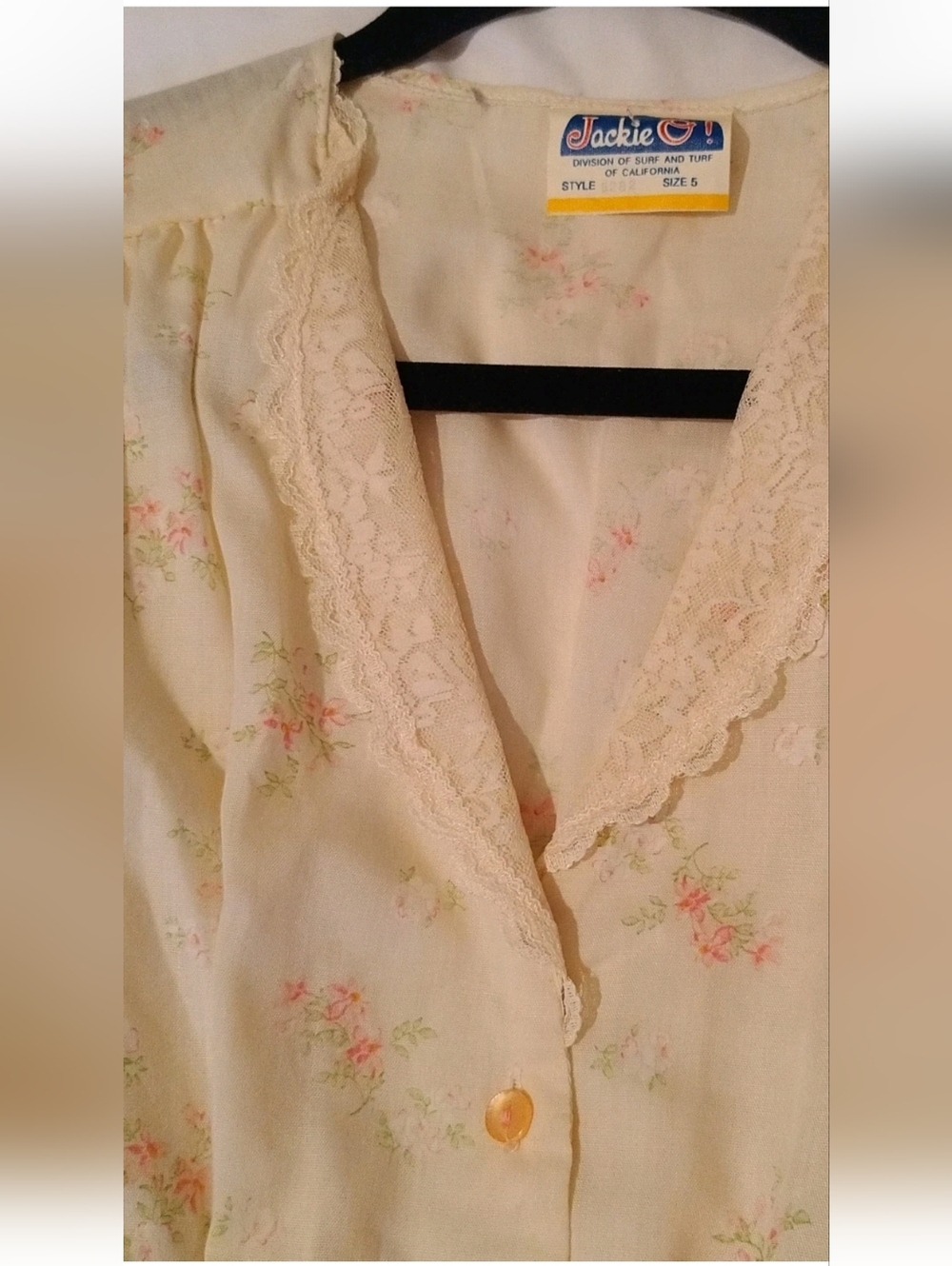 Vintage Jackie O! Dress Pale Yellow with soft florals, Lace & Belt - size 5 USA - Picture 4 of 7